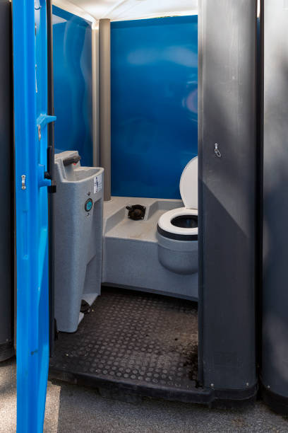 Best Local porta potty services  in Defiance, OH